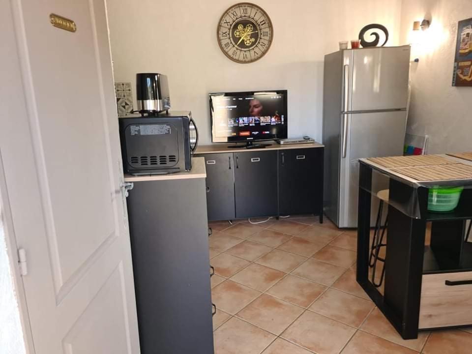 Studio Climatise Dans Villa Calme A 15Km De Cannes Peymeinade ภายนอก รูปภาพ